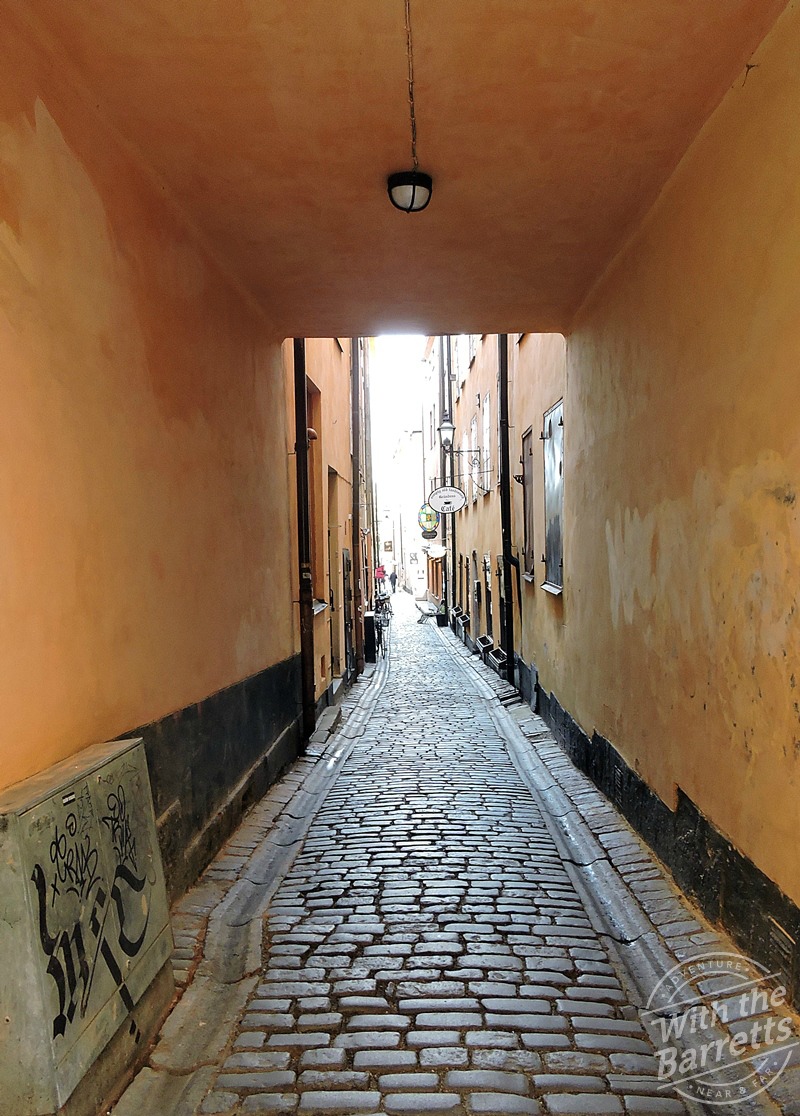 Gamla stan passageway