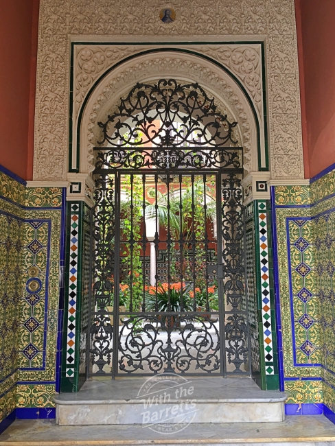 Decorative entryway
