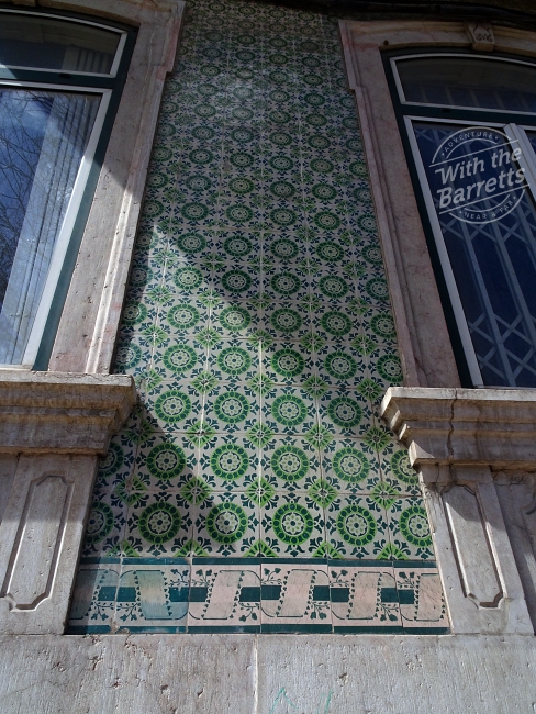 Green geometric wall tiles